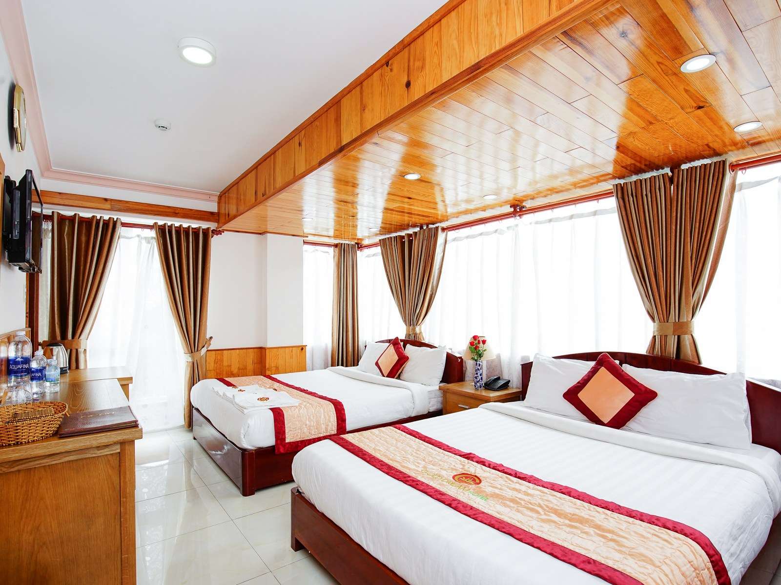 Gold Dream Hotel - Khách sạn gần Hồ Xuân Hương giá dưới 1 triệu
