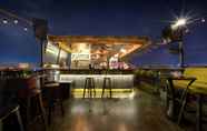 Bar, Kafe, dan Lounge 7 Della Boutique Hotel