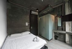 Bedroom 2 Minimis Hostel