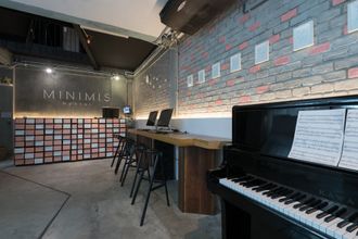 ロビー 4 Minimis Hostel