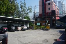 ภายนอกอาคาร Bangkok Travel Suites