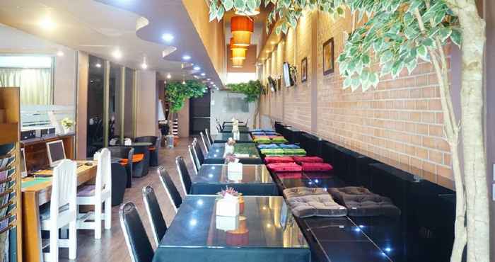 Restaurant Bangkok Travel Suites