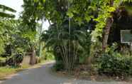 Lainnya 7 Hidden Garden Home