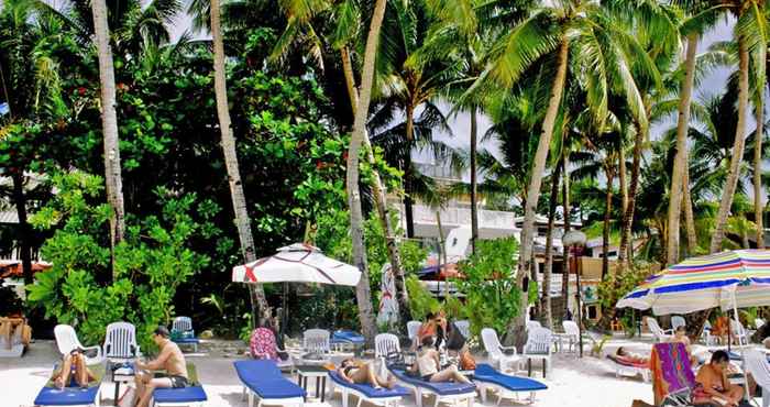 Bangunan Cocoloco Boracay Beach Resort