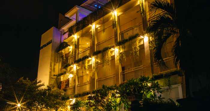 ภายนอกอาคาร Deva Bali Apartement