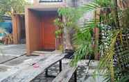 Luar Bangunan 6 Bening Guesthouse Near UGM