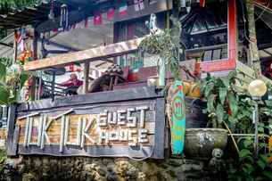 Tuk-Tuk Guesthouse, THB 509.77
