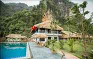 Swimming Pool 2 Tam Coc Rice Field Resort