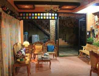 Sảnh chờ 2 Balai Tinay Guesthouse