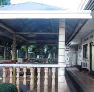 Bangunan 3 Carlo's Hometel Bed and Breakfast