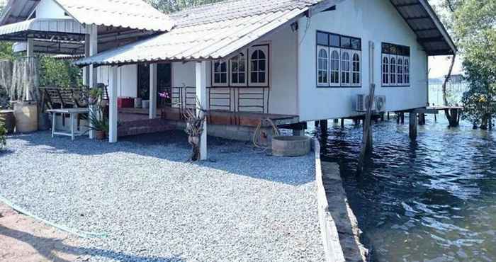 Exterior Maesomjit Homestay