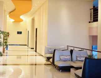 Lobi 2 Grand Vilia Hotel Langgur Tual