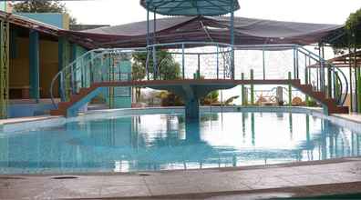 Swimming Pool 4 Emerald Hillside Resort