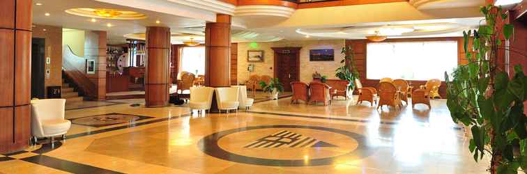 Lobby Camela Hotel and Resort