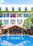 SWIMMING_POOL Risemount Premier Resort Danang