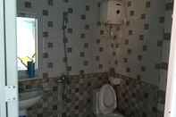 Phòng tắm bên trong Khanh Huyen Sea View Hotel