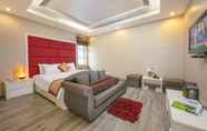 Ruangan Fungsional 4 Emerald Boutique Hotel 