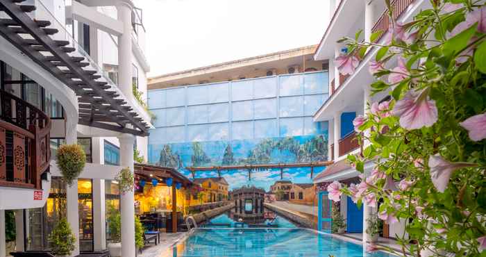 Swimming Pool Thanh Binh Central Hotel