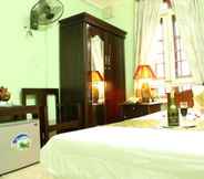 Phòng ngủ 4 Canh Dieu Hotel