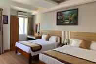 Bedroom Hong Thien 1 Hotel