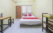 Kamar Tidur 3 OYO 471 Sunshine Apartment