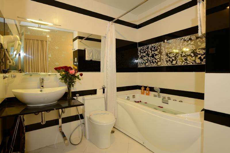 Golden Star Hotel - Nhà nghỉ Quận 1