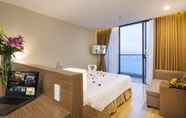 Kamar Tidur 2 King Town Grand Hotel & Wedding Center