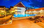 Swimming Pool 3 Nak Nakara Hotel