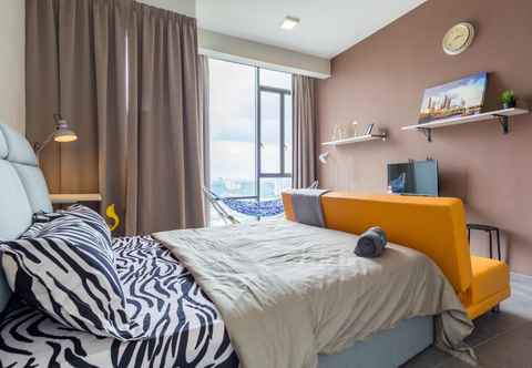 Bedroom Luzzeri Guesthouse Empire Damansara