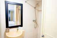 Toilet Kamar Crystal Inn Phuket