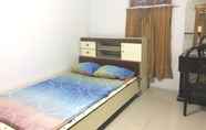 ห้องนอน 5 Private Room near Kelapa Gading (RK1)