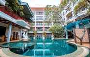 Swimming Pool 2 Kasalong Resort & Spa