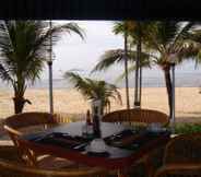 Restaurant 6 Bann Pae Cabana Resort