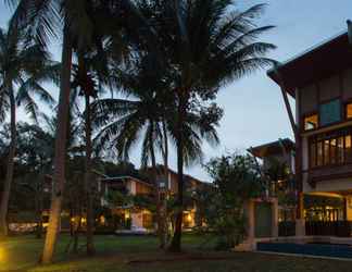 Bên ngoài 2 Amatapura Beach Villa 10