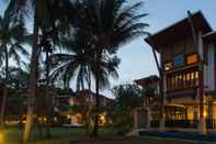ภายนอกอาคาร Amatapura Beach Villa 10