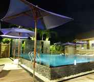 Kolam Renang 5 Tique Series Boutique Resort (SHA Plus+)