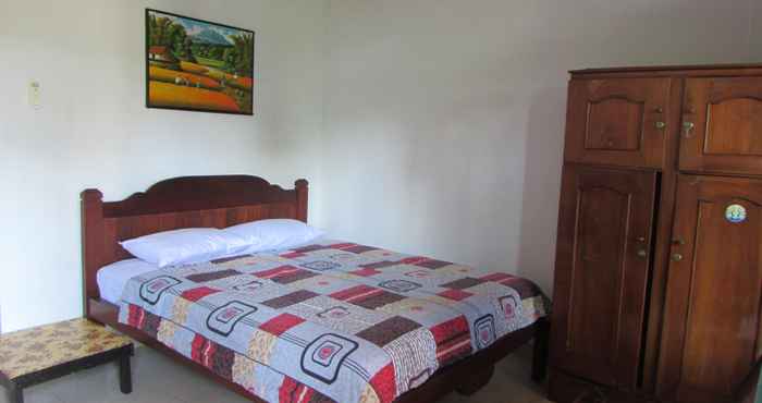 Kamar Tidur Affordable Room at Kubu Darling Legian