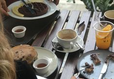 บาร์ คาเฟ่ และเลานจ์ 2 Sidewalk Boutique