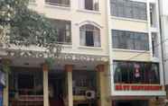 Exterior 2 Thang Long Backpacker Hostel