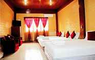 Bedroom 4 La Maria Pension & Tourist Inn Hotel