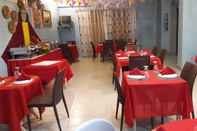 Restoran La Maria Pension & Tourist Inn Hotel