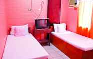 Bedroom 6 La Maria Pension & Tourist Inn Hotel