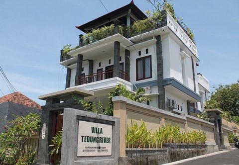 Bangunan Villa Tedung River