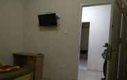 Kamar Tidur 7 Economic Twin Room at D'Kost Homestay Batam (RD2)