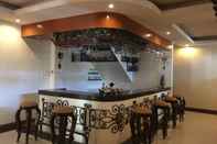 Bar, Kafe dan Lounge Alona Kew White Beach Resort