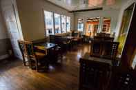 Bar, Kafe, dan Lounge Old Orangewood Bed & Breakfast