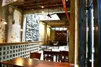 Bar, Cafe and Lounge Mingle Hostel Kuala Lumpur