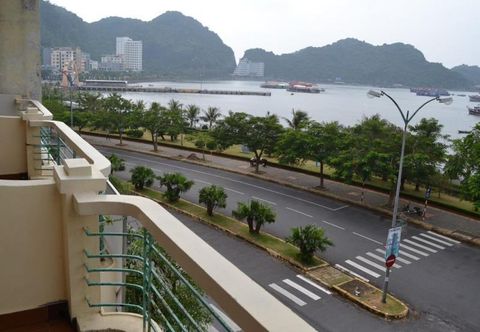 Điểm tham quan lân cận Cat Ba Sunset Hotel