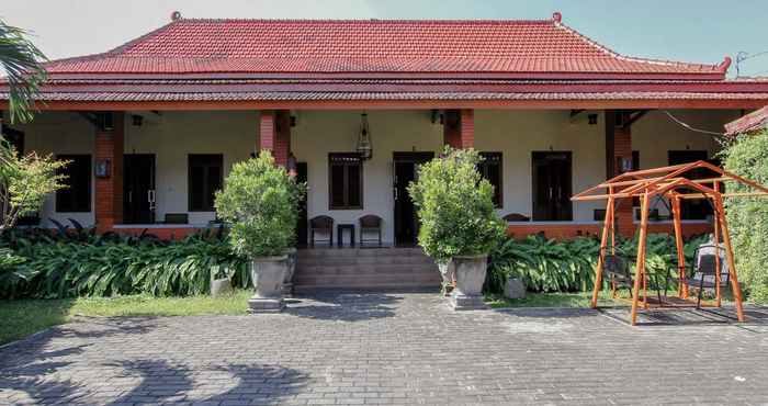 Luar Bangunan Singosari Guest House