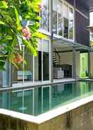 SWIMMING_POOL The Loft Sari Bagus